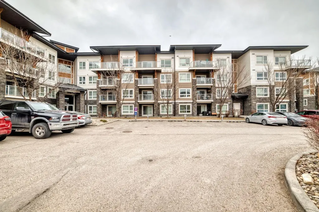 240 Skyview Ranch Road NE Calgary AB T3N 0P4