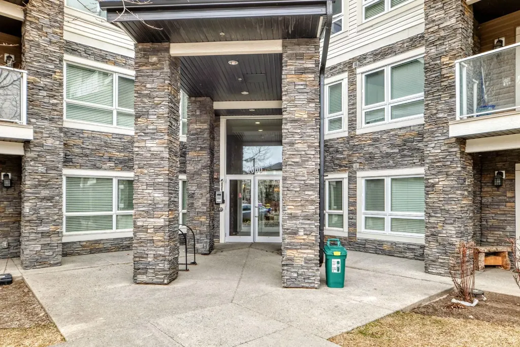 240 Skyview Ranch Road NE Calgary AB T3N 0P4
