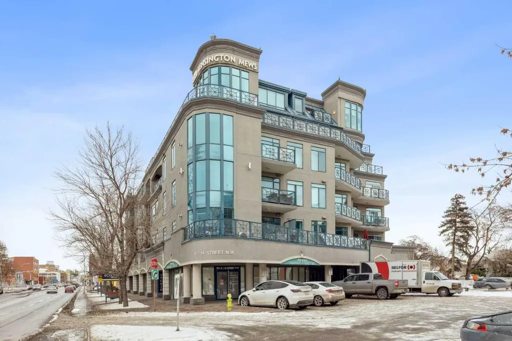 4 14 Street NW Calgary AB T2N 1Z4