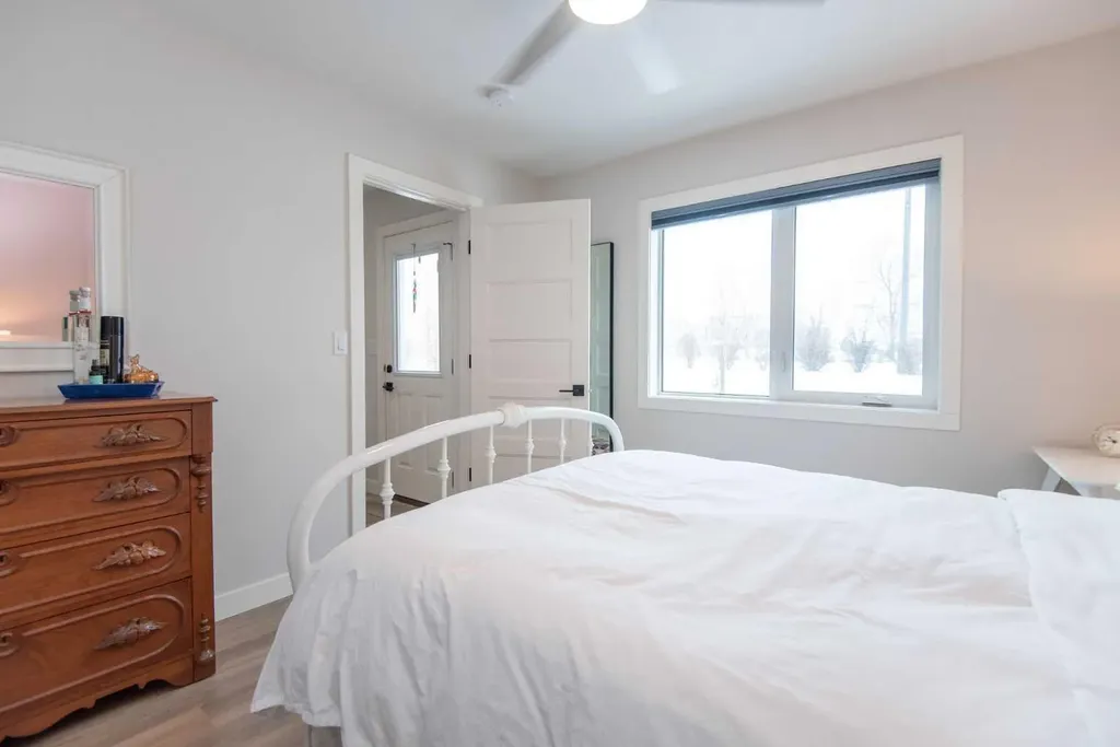 71 Golden Crescent Red Deer AB T4P 2S7