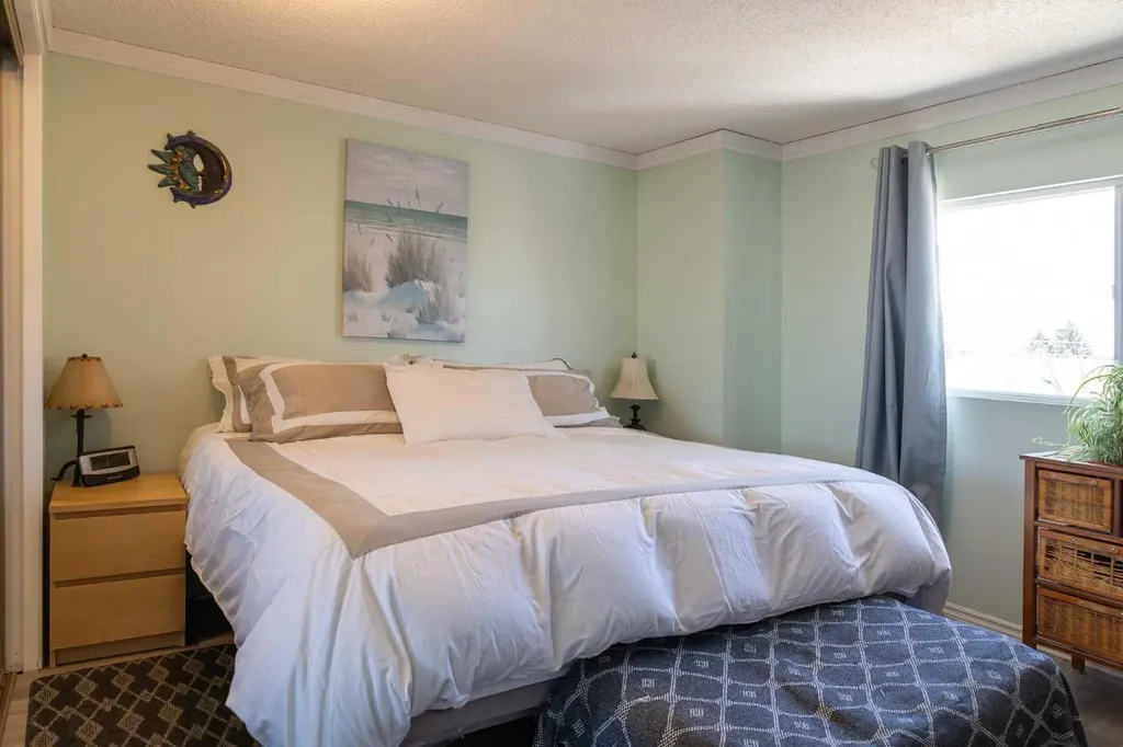 283 Abinger Crescent NE Calgary AB T2A6L2
