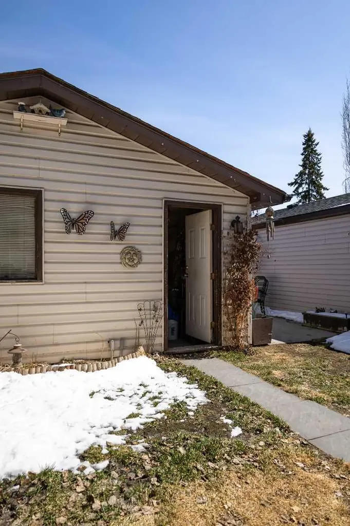 283 Abinger Crescent NE Calgary AB T2A6L2