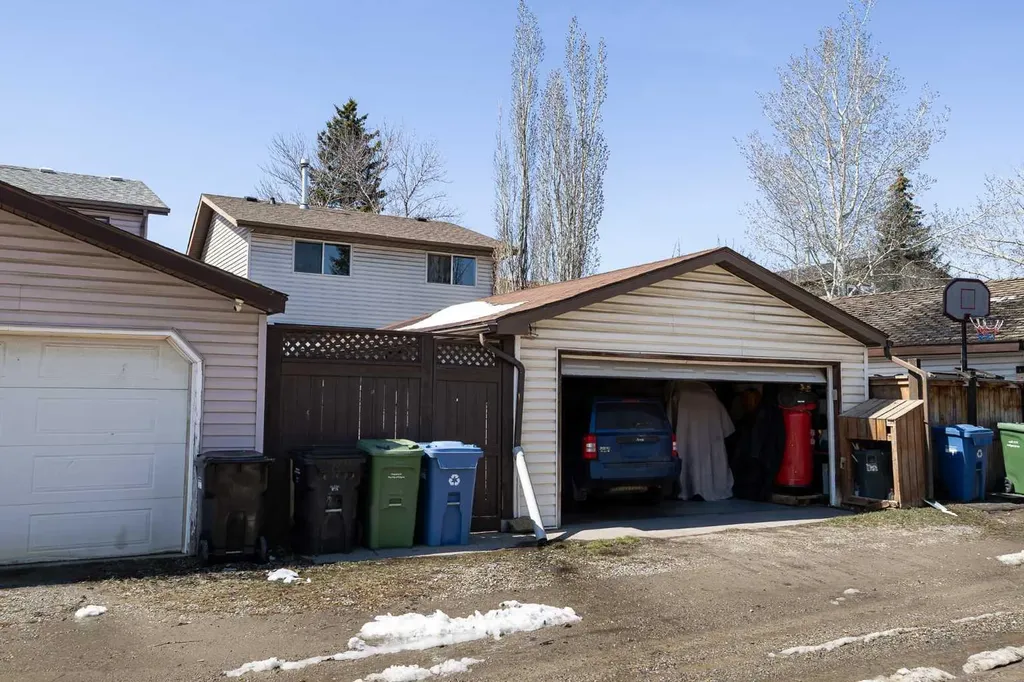 283 Abinger Crescent NE Calgary AB T2A6L2