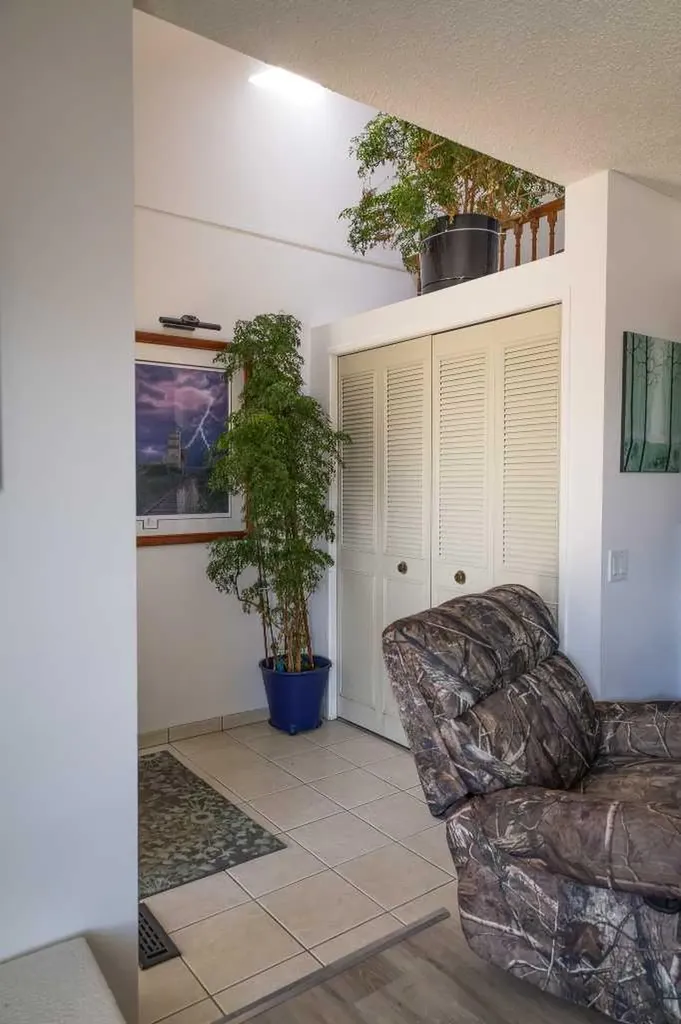 283 Abinger Crescent NE Calgary AB T2A6L2