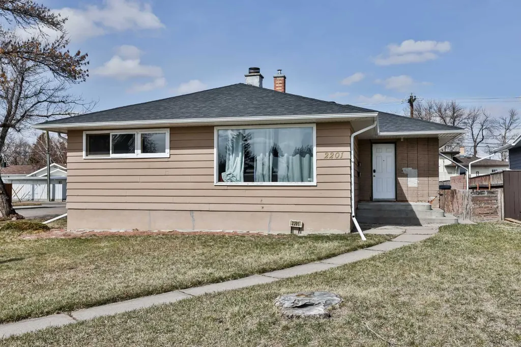 2201 13 Avenue S Lethbridge AB T1K 0S6