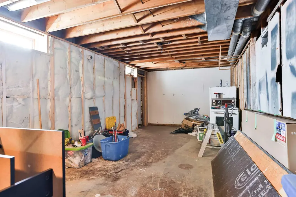 2201 13 Avenue S Lethbridge AB T1K 0S6