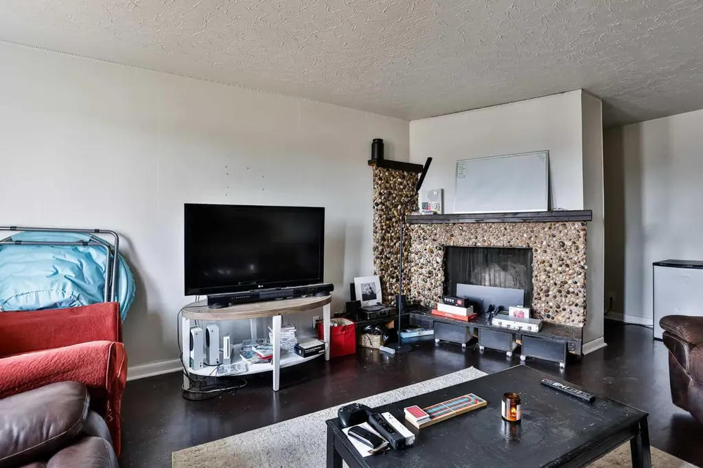 2201 13 Avenue S Lethbridge AB T1K 0S6