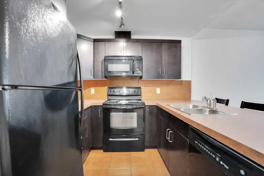 1410 1 Street SE Calgary AB T2G5G7