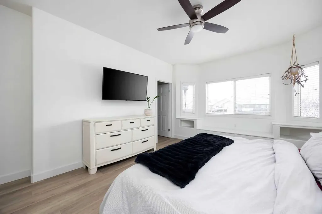 362 Pacific Crescent Fort Mcmurray AB T9K 0G5