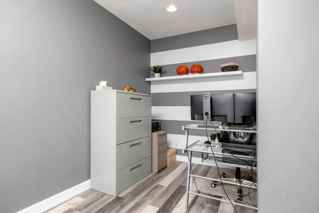 362 Pacific Crescent Fort Mcmurray AB T9K 0G5
