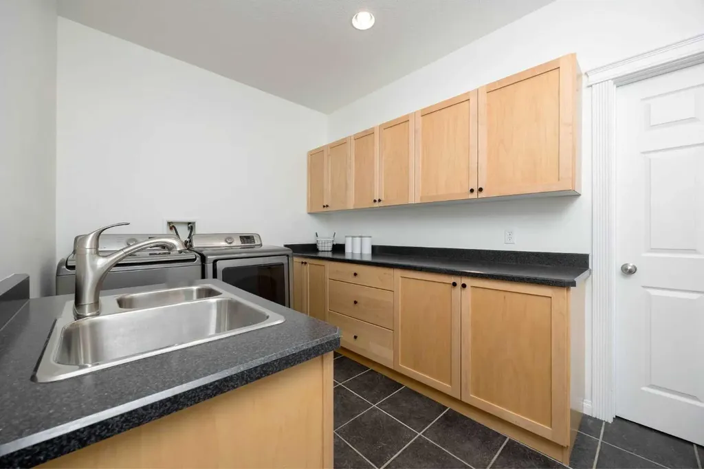 362 Pacific Crescent Fort Mcmurray AB T9K 0G5