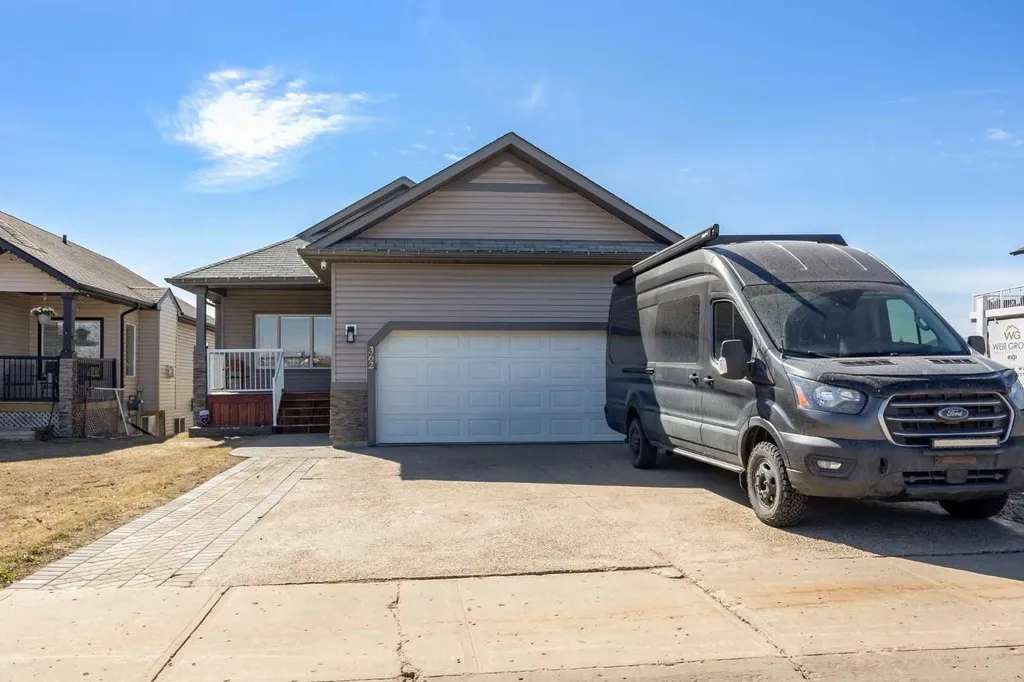 362 Pacific Crescent Fort Mcmurray AB T9K 0G5