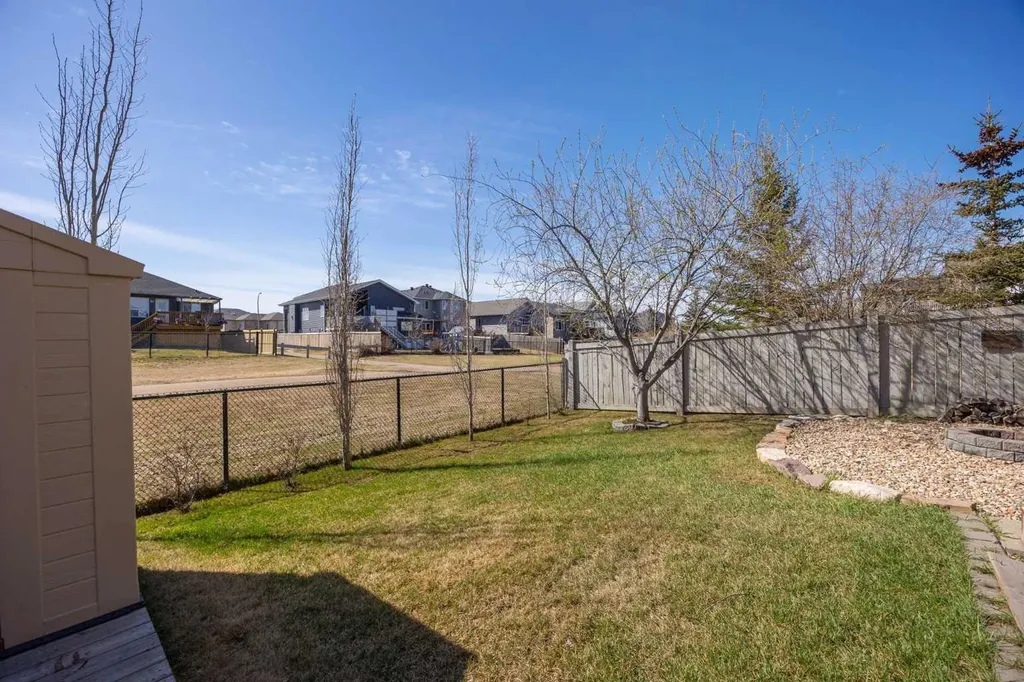 362 Pacific Crescent Fort Mcmurray AB T9K 0G5