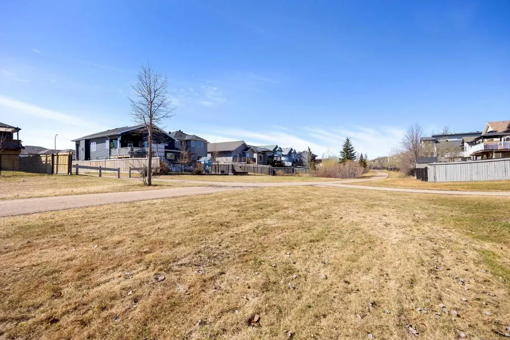 362 Pacific Crescent Fort Mcmurray AB T9K 0G5