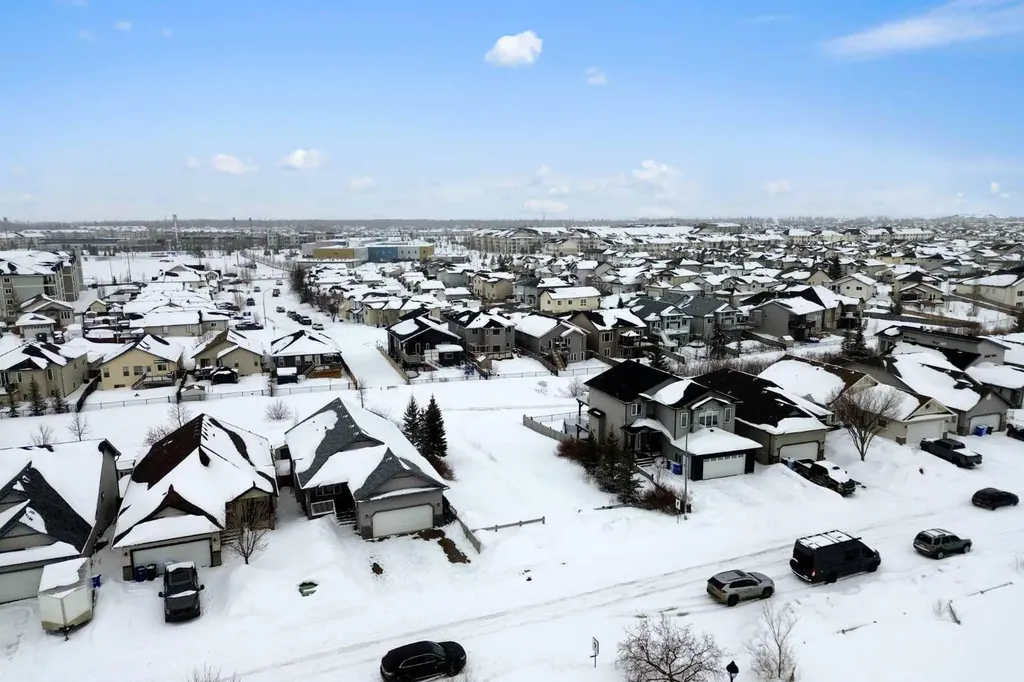 362 Pacific Crescent Fort Mcmurray AB T9K 0G5