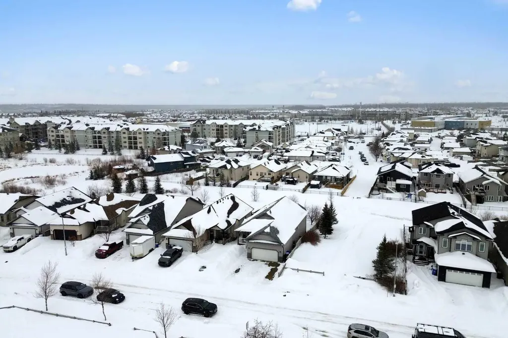 362 Pacific Crescent Fort Mcmurray AB T9K 0G5