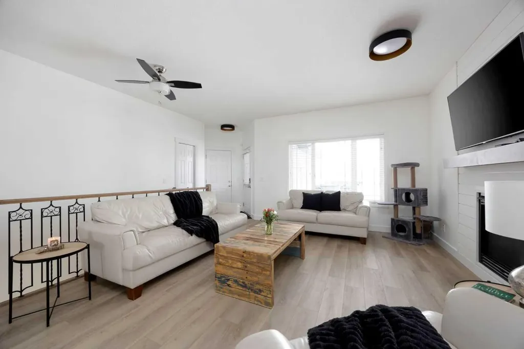 362 Pacific Crescent Fort Mcmurray AB T9K 0G5