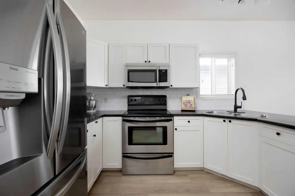 362 Pacific Crescent Fort Mcmurray AB T9K 0G5