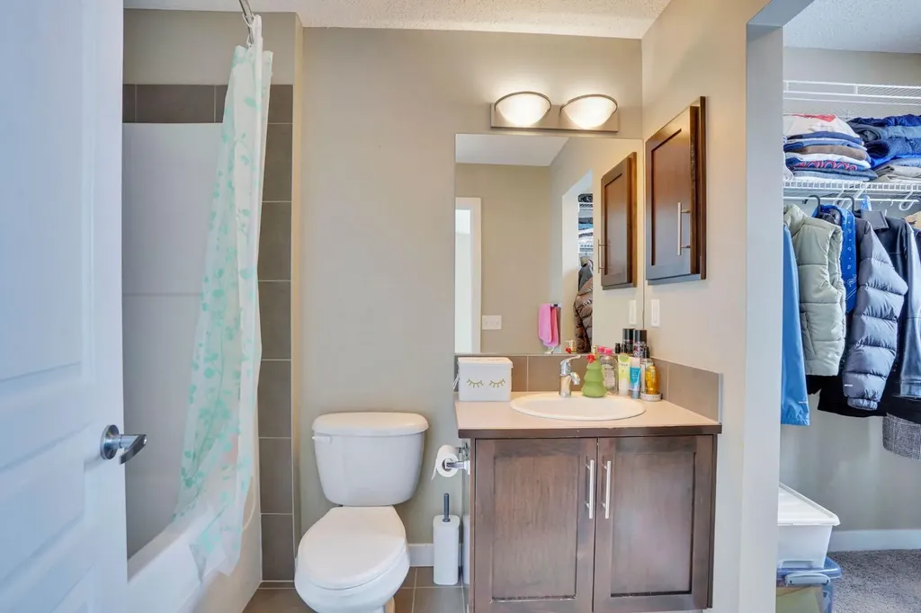 39 Panatella Road NW Calgary AB T3K0S7
