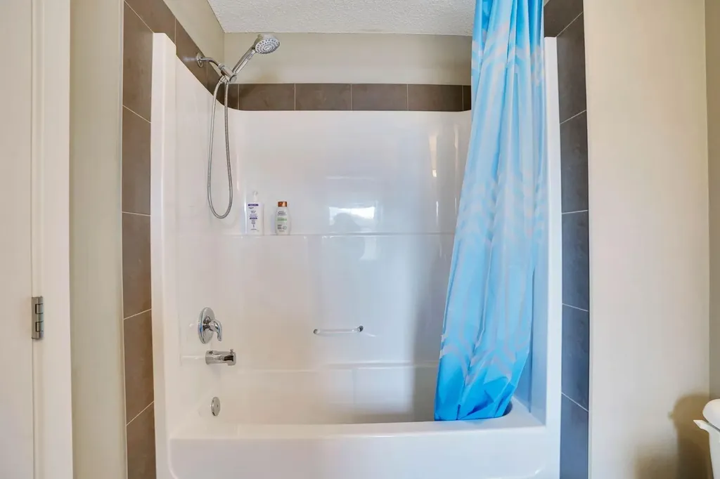39 Panatella Road NW Calgary AB T3K0S7