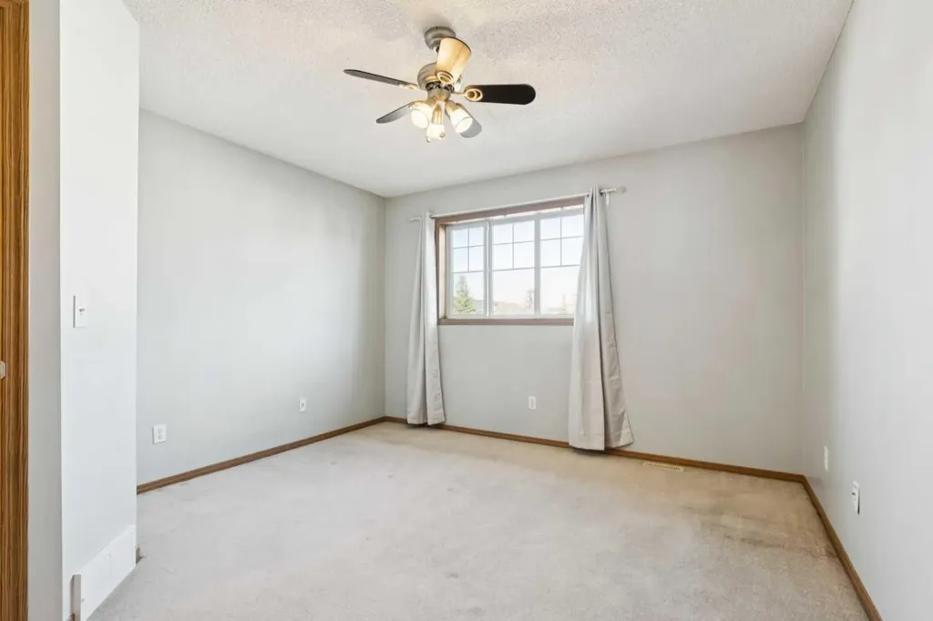 39 Country Village Circle NE Calgary AB T3K 5X3