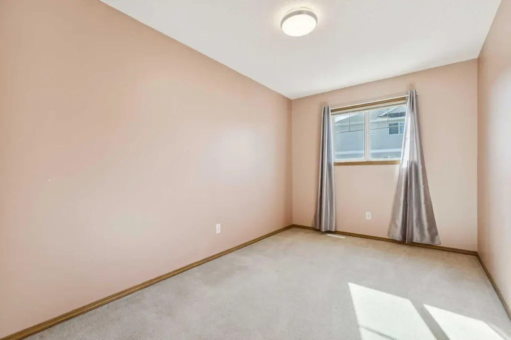 39 Country Village Circle NE Calgary AB T3K 5X3