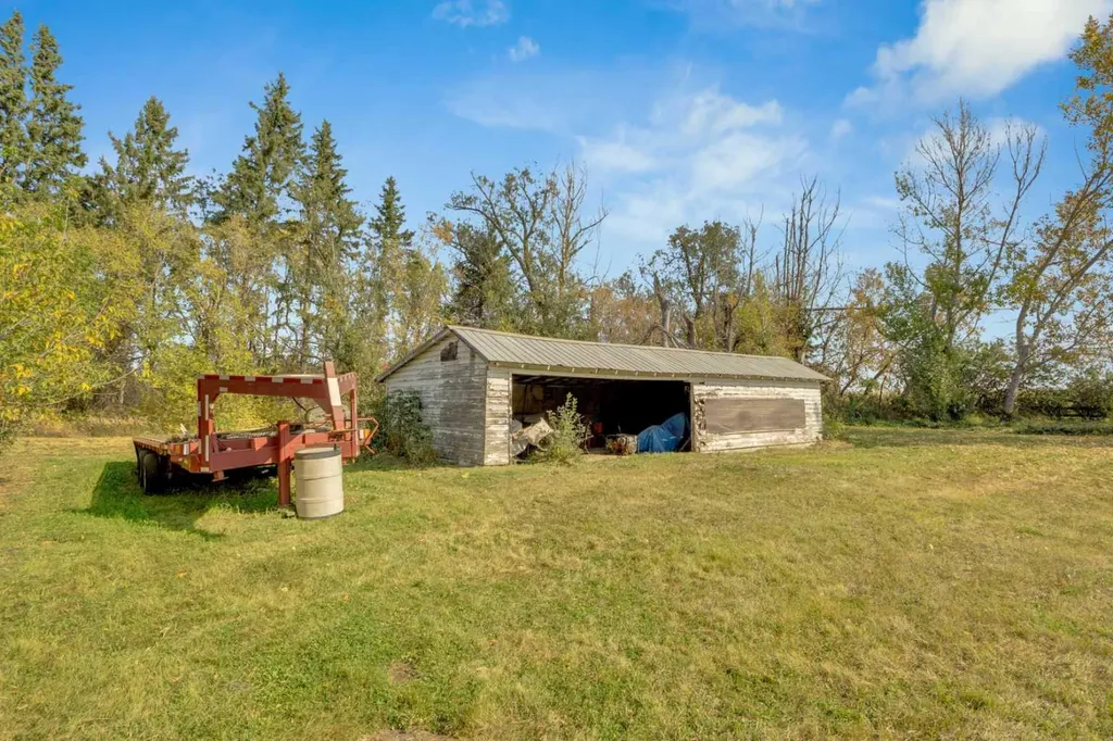 431028 Range Road 255 Rural Ponoka County AB T4J 1S4