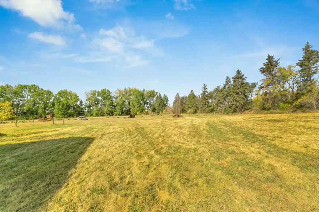 431028 Range Road 255 Rural Ponoka County AB T4J 1S4