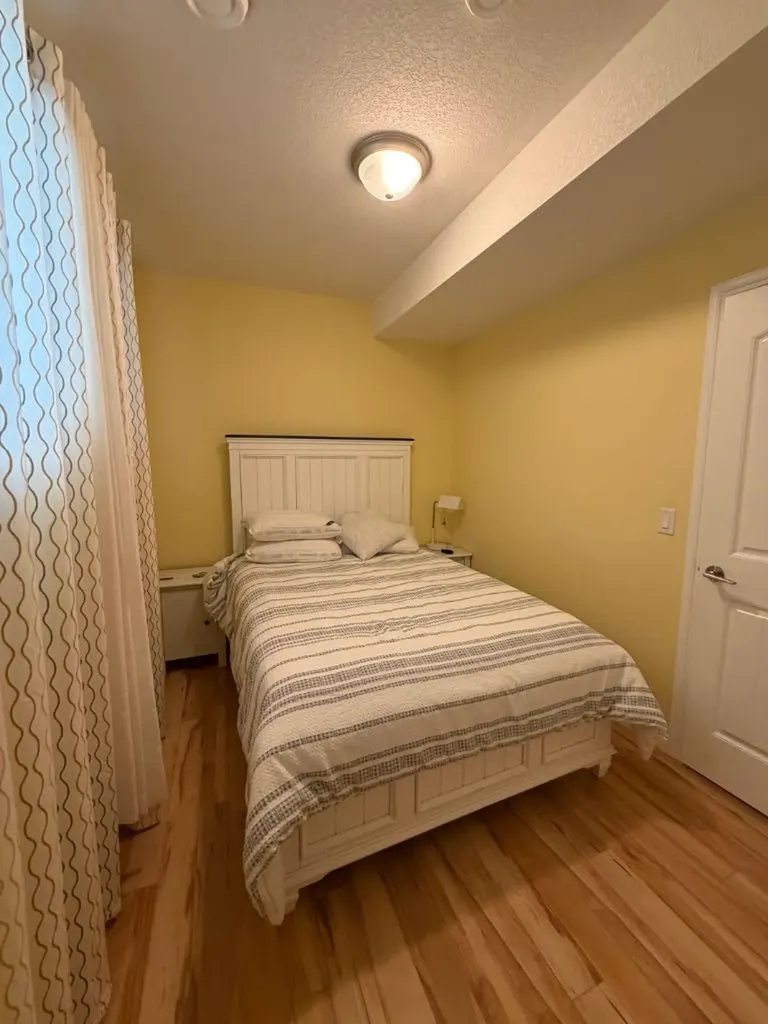 102 Athabasca Crescent Fort Mcmurray AB T9J1C1