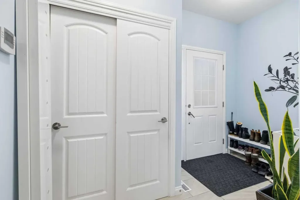102 Athabasca Crescent Fort Mcmurray AB T9J1C1