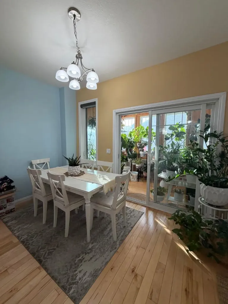 102 Athabasca Crescent Fort Mcmurray AB T9J1C1