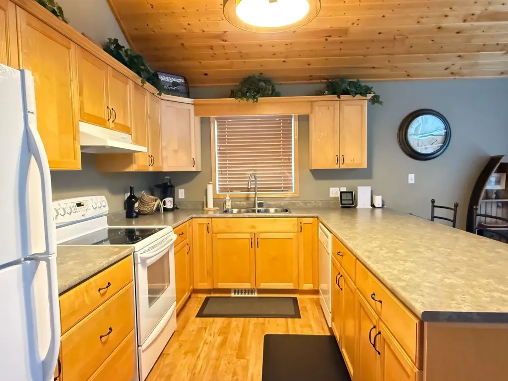 114 Deerland Road Lac Des Iles SK S0M 1A0