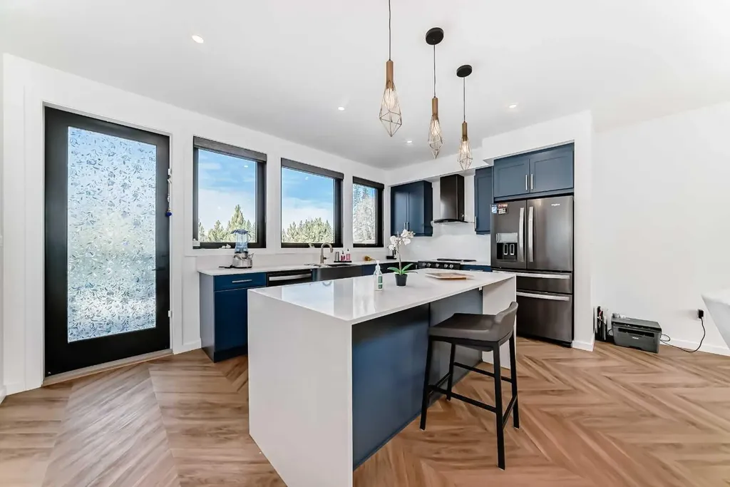 1304 Rutherford Road Edmonton AB T6W0B4