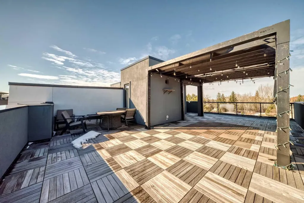 1304 Rutherford Road Edmonton AB T6W0B4