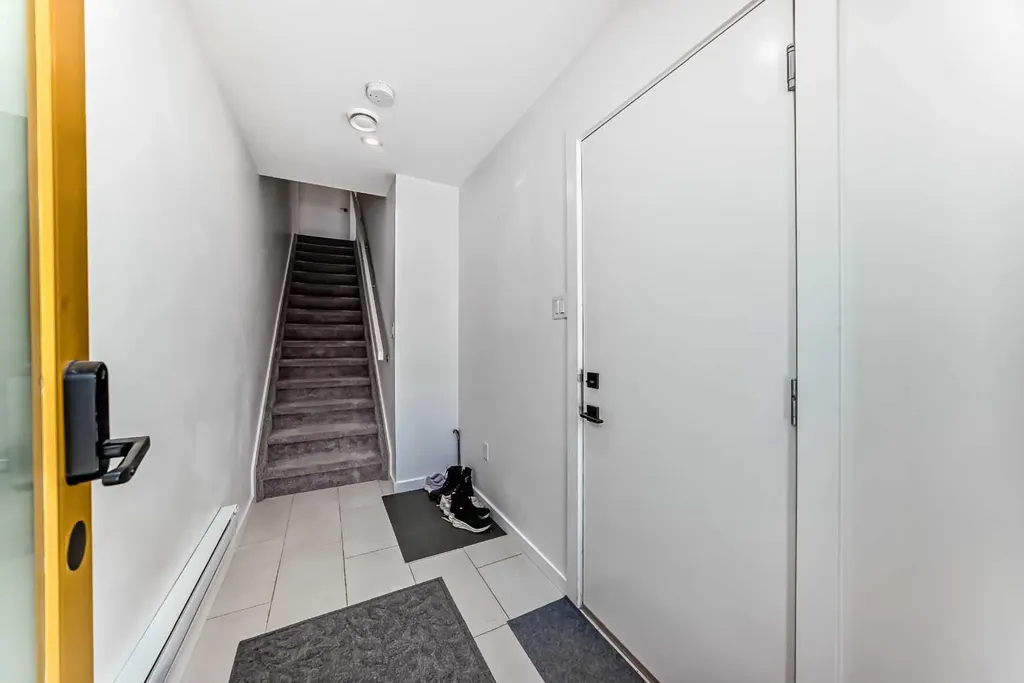 1304 Rutherford Road Edmonton AB T6W0B4
