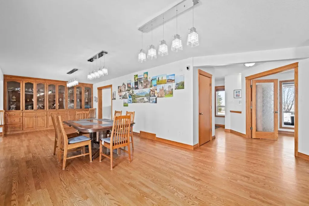 291055 Township Road 290 Rural Rocky View County AB T0M0S0