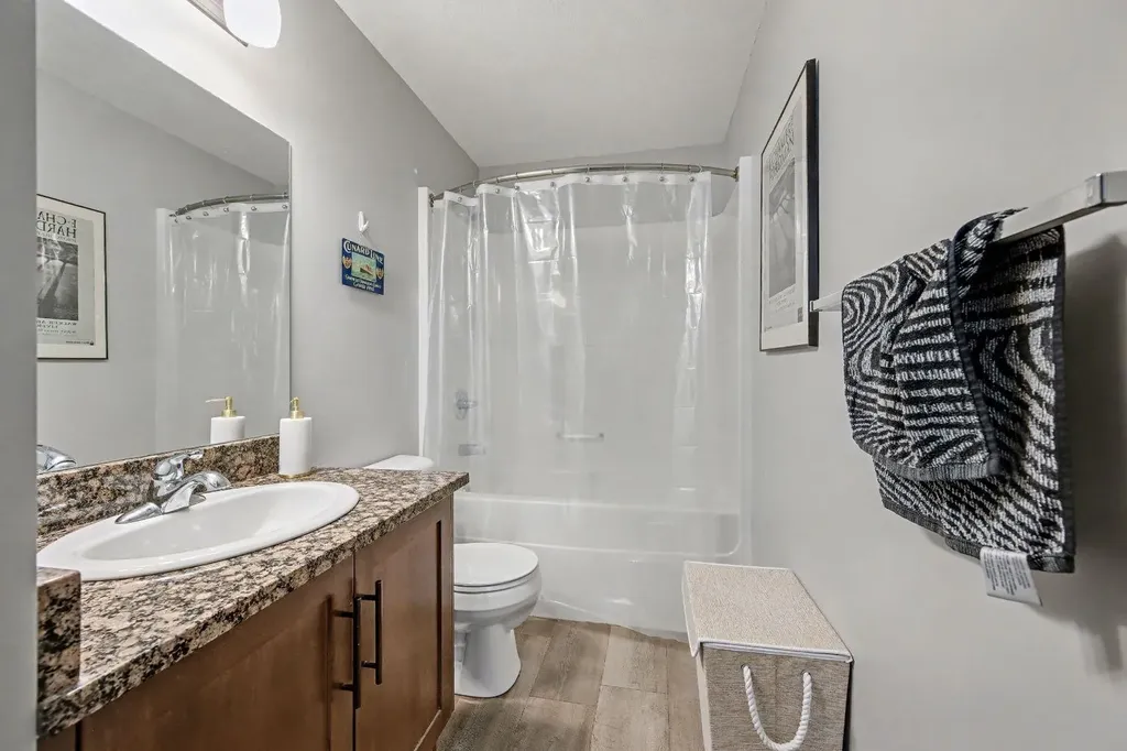 2781 Chinook Winds Drive SW Airdrie AB T4B 3S5
