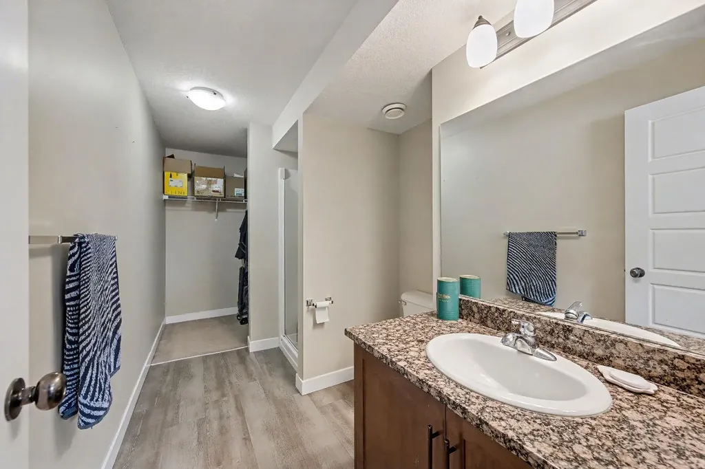 2781 Chinook Winds Drive SW Airdrie AB T4B 3S5