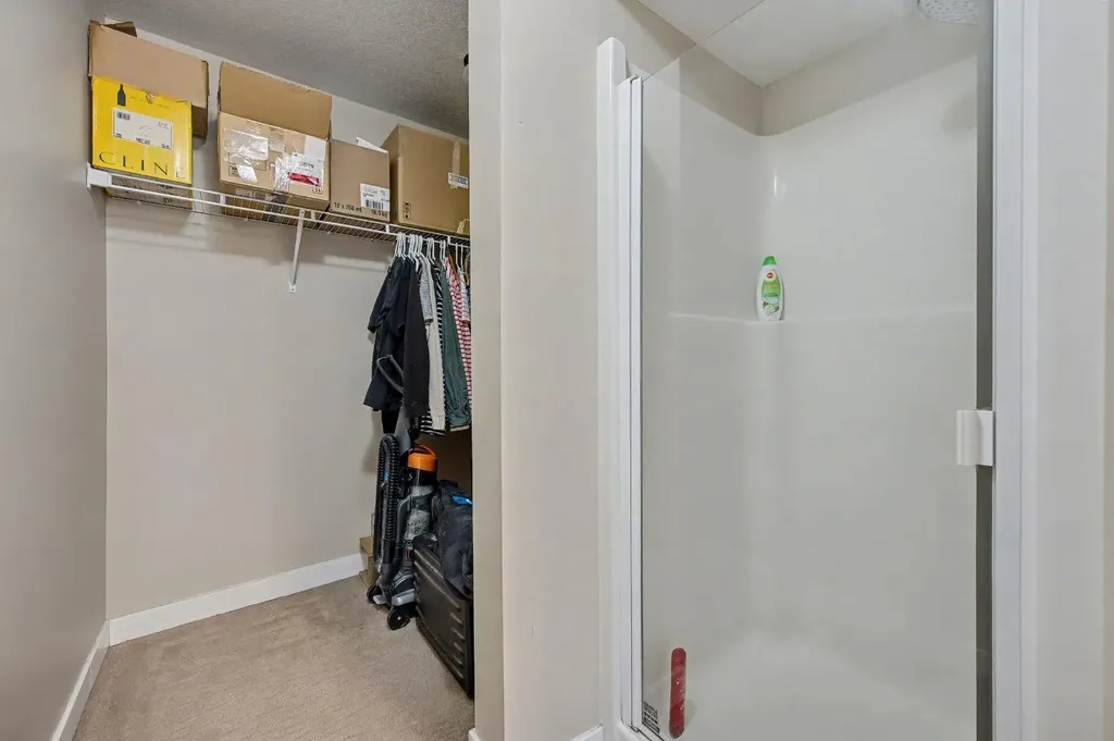 2781 Chinook Winds Drive SW Airdrie AB T4B 3S5