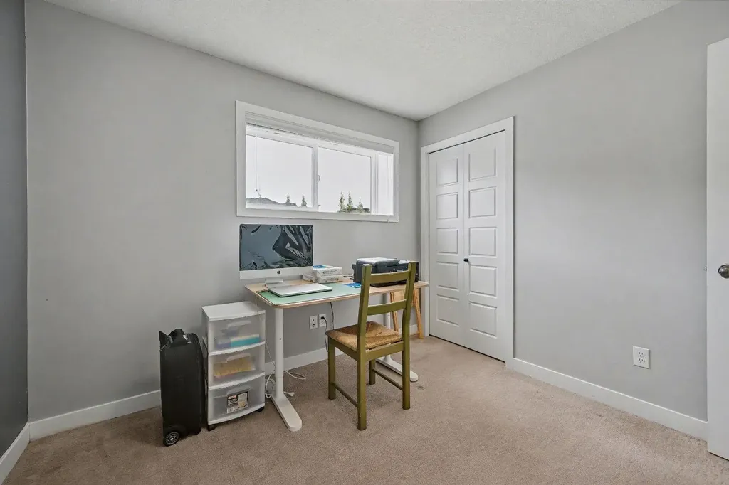 2781 Chinook Winds Drive SW Airdrie AB T4B 3S5