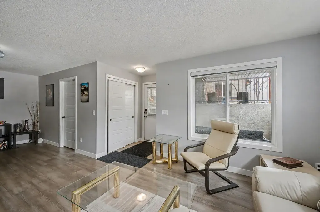 2781 Chinook Winds Drive SW Airdrie AB T4B 3S5
