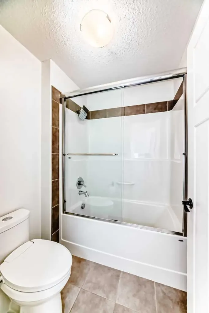 322 Reunion Green NW Airdrie AB T4B 3W5