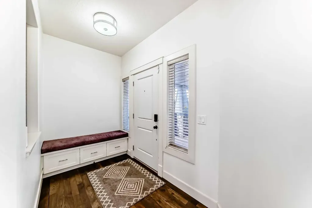 322 Reunion Green NW Airdrie AB T4B 3W5