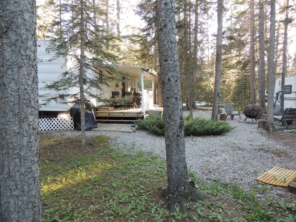 9 Timber Trail Sundre AB T0M 1X0