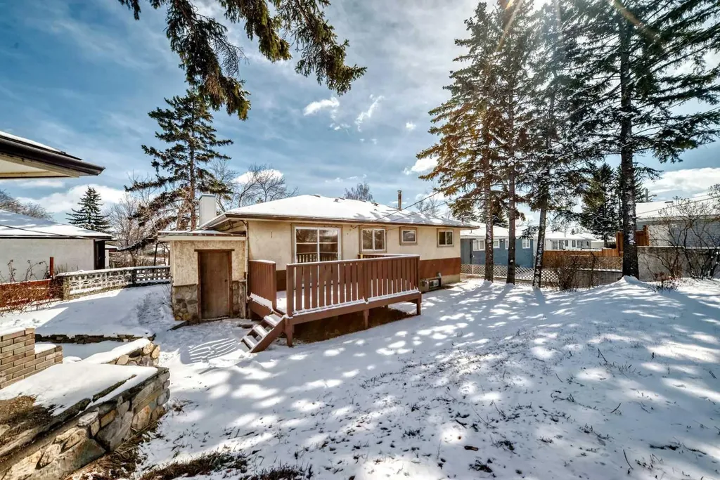 2007 Cottonwood Crescent SE Calgary AB T2B1B9