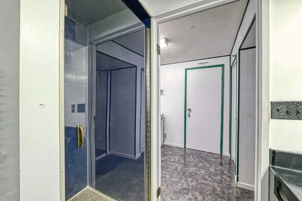 3523 48 Street NE Calgary AB T1Y 5S5