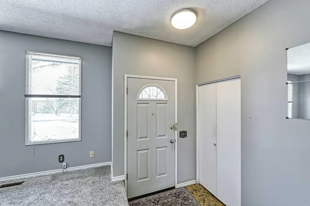 3523 48 Street NE Calgary AB T1Y 5S5