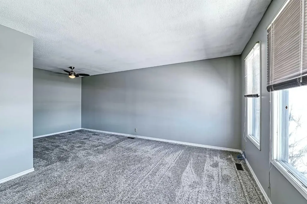 3523 48 Street NE Calgary AB T1Y 5S5