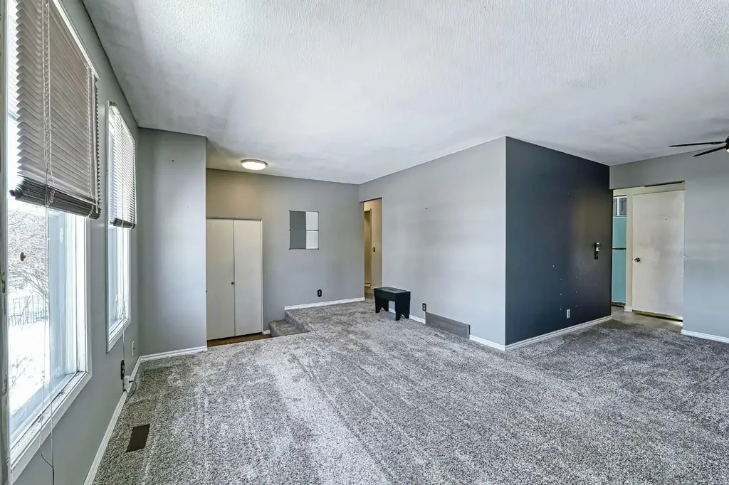 3523 48 Street NE Calgary AB T1Y 5S5
