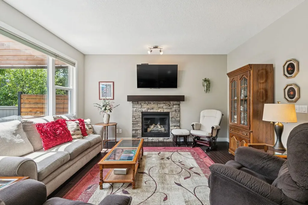 7 Cooperstown Place SW Airdrie AB T4B3T5